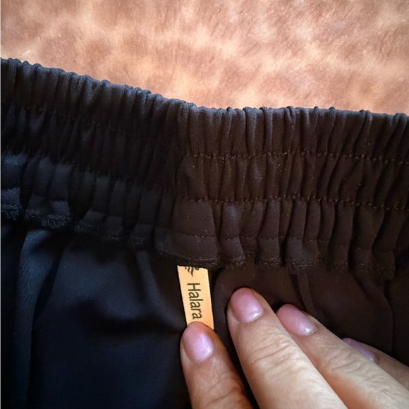 HALARA Women's Black Wide-Leg Trousers - Picture 7 of 11